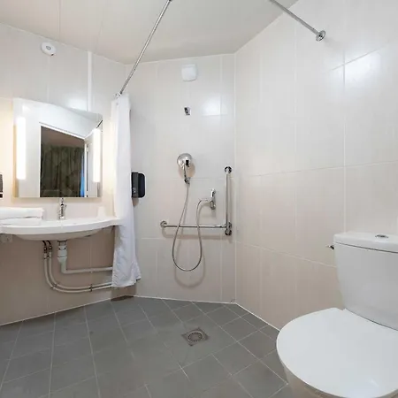 Hotel Centre St Pierre Calais