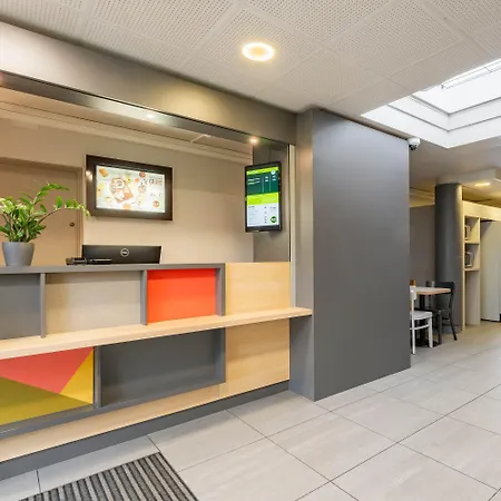 Hotel Centre St Pierre Calais