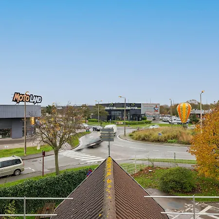 Centre St Pierre Hotel 2*