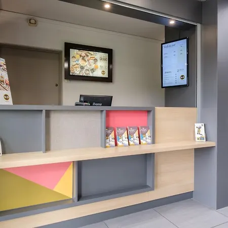 Centre St Pierre Hotel Calais