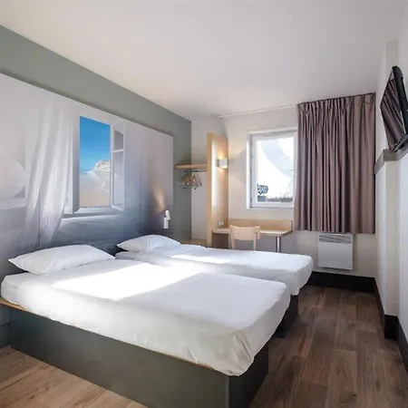 Otel Centre St Pierre