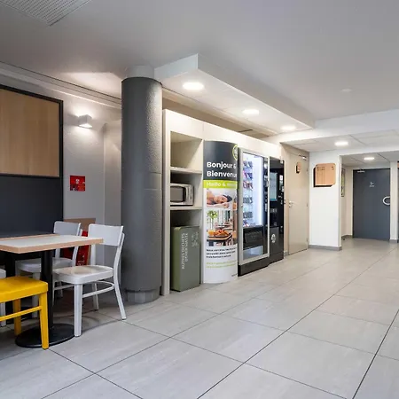 Centre St Pierre 2* Calais