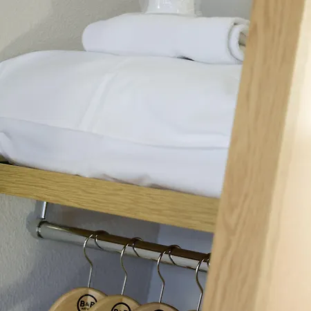 Centre St Pierre Hotel 2*