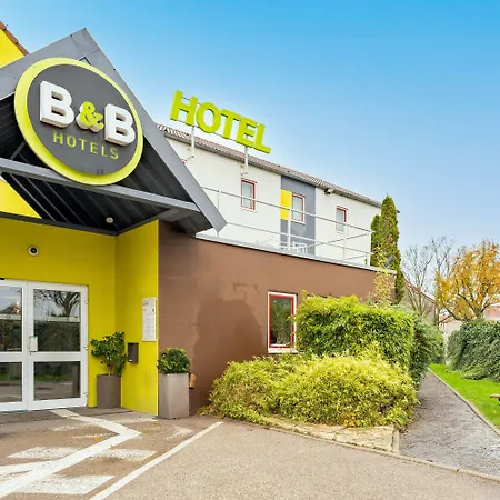 Centre St Pierre Hotel
