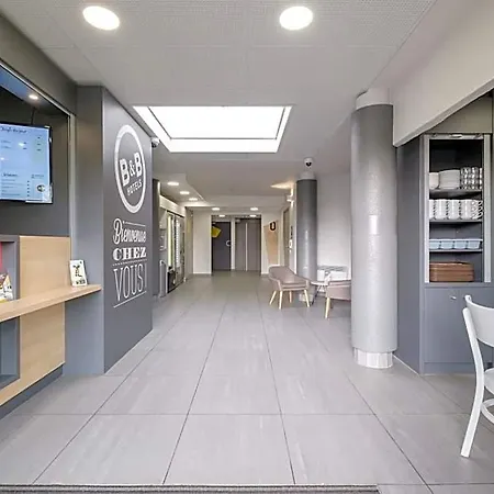 Hotel Centre St Pierre 2*