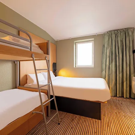 Hotel Centre St Pierre Calais