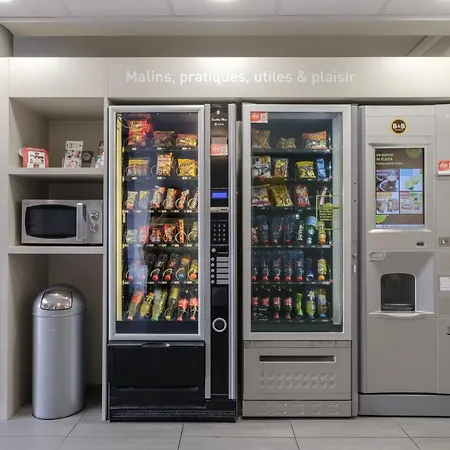 Centre St Pierre Hotel Calais