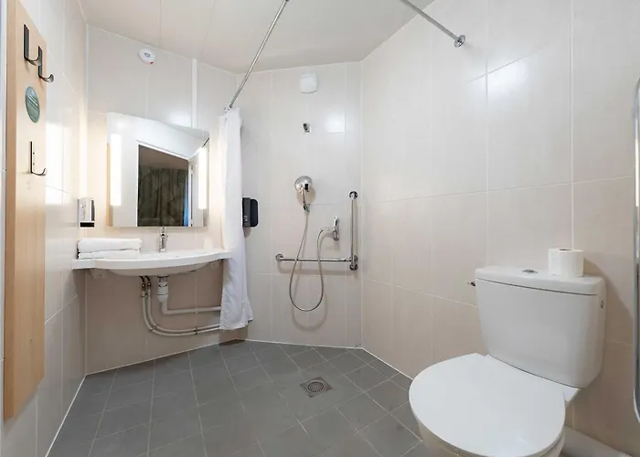 Hotel Centre St Pierre Calais