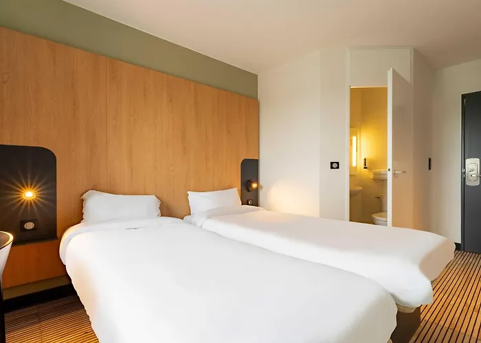 Centre St Pierre 2* Calais