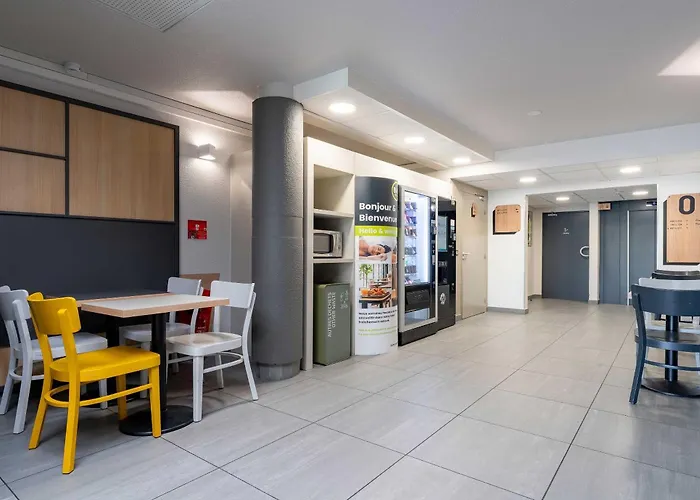 Centre St Pierre 2* Calais