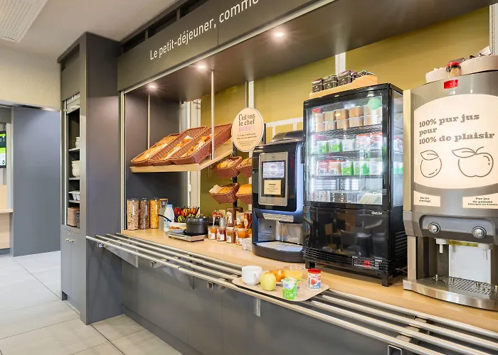 Hotel Centre St Pierre 2*