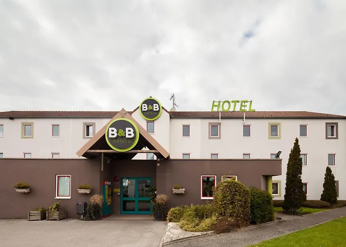 Centre St Pierre Hotel 2*