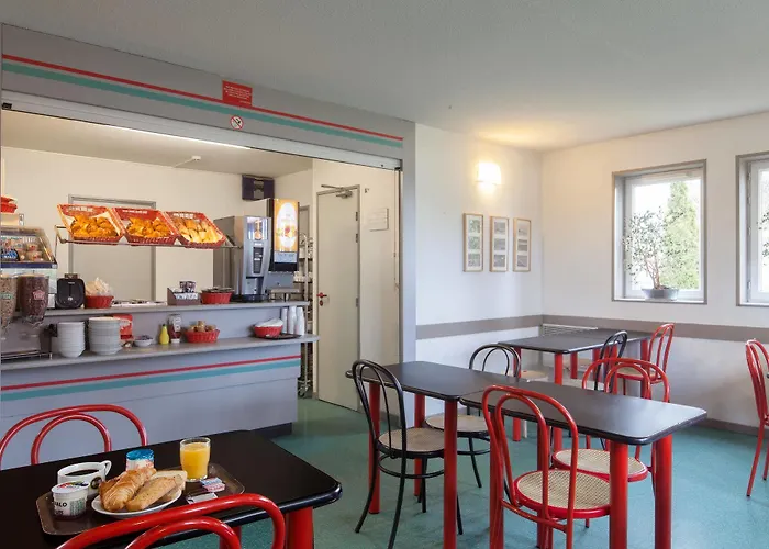 Hotel Centre St Pierre Calais